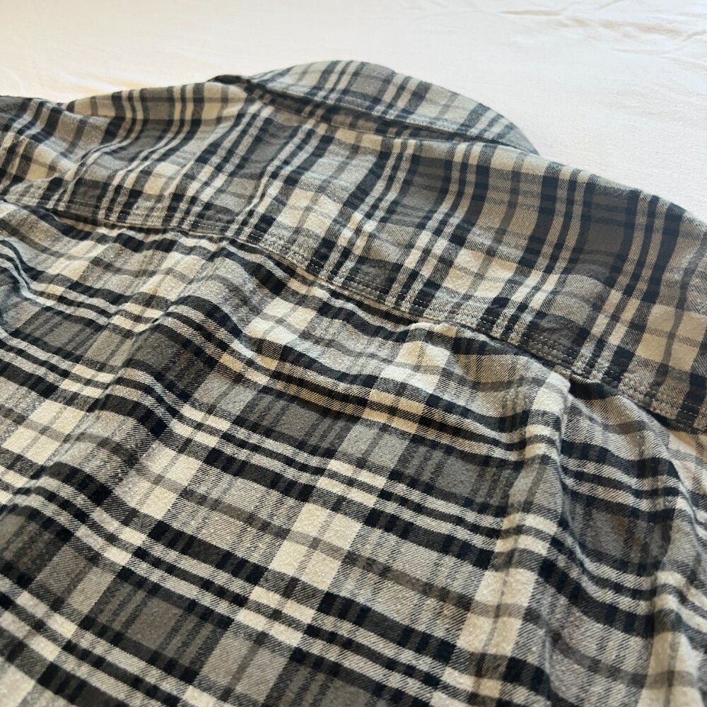 L.L.Bean Scotch Plaid Flannel Shirt Slightly Fitted Grey 100% Cotton Large - Picture 9 of 10